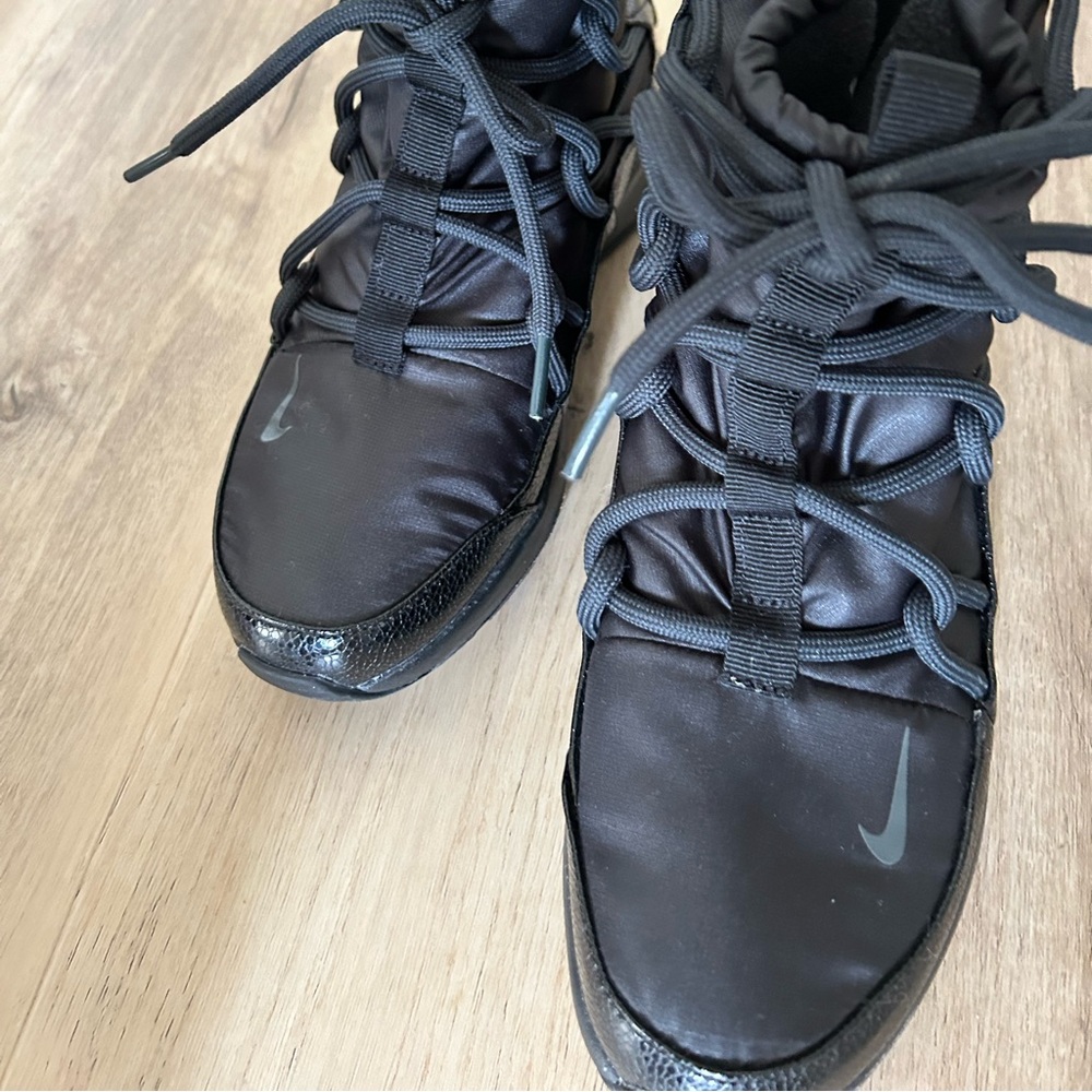 Like New Black Waterproof Boots.